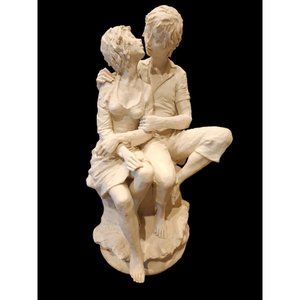 Capodimonte White Couple Lovers Kissing Figurine Statue Signed 65/100